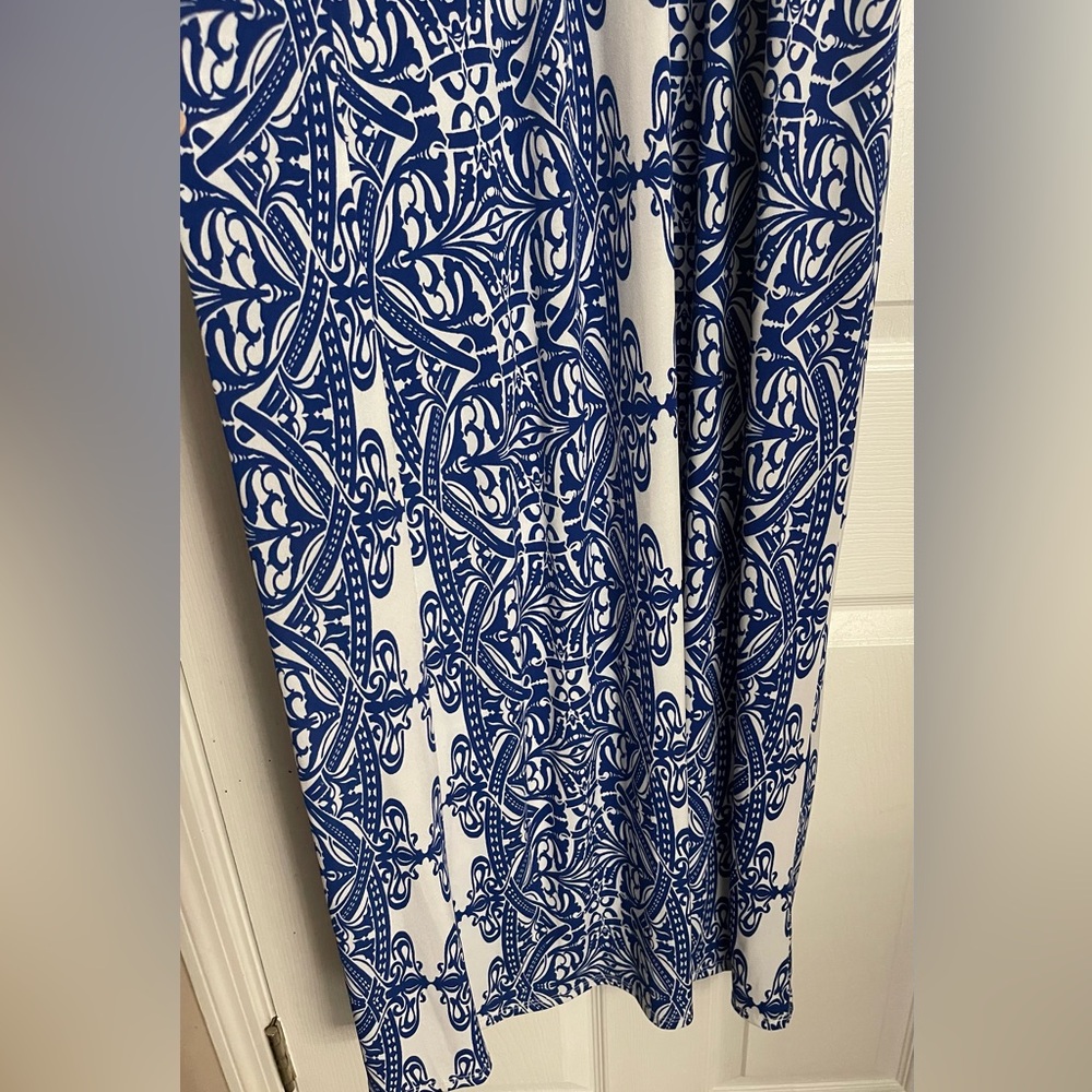 Bisou Bisou White & Blue Maxi Dress With Gold Chain Neck - Picture 3 of 7
